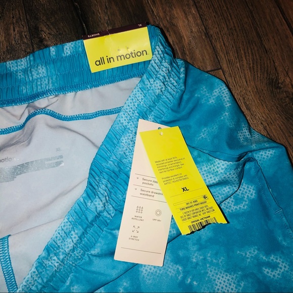 NWT All In Motion Blue Athletic Shorts - Picture 3 of 7